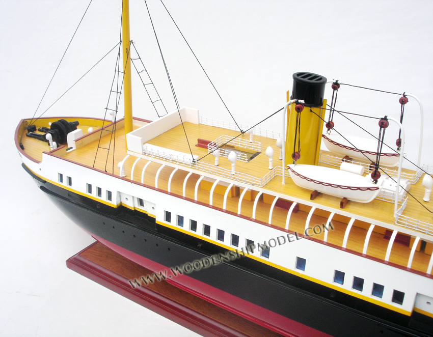 SS Nomadic model deck view