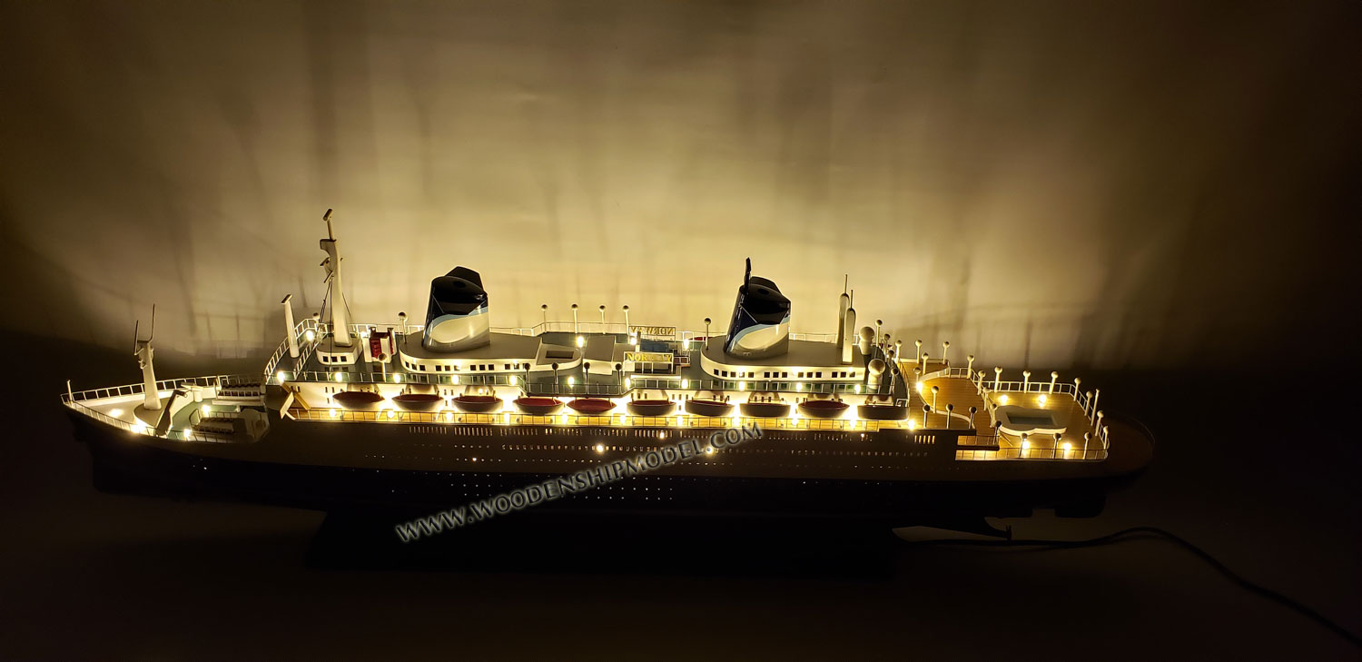 Model SS Norway Stern View