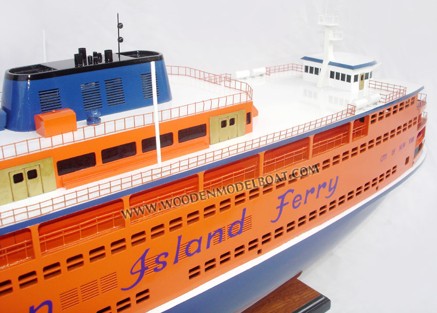 Display ferry model staten 