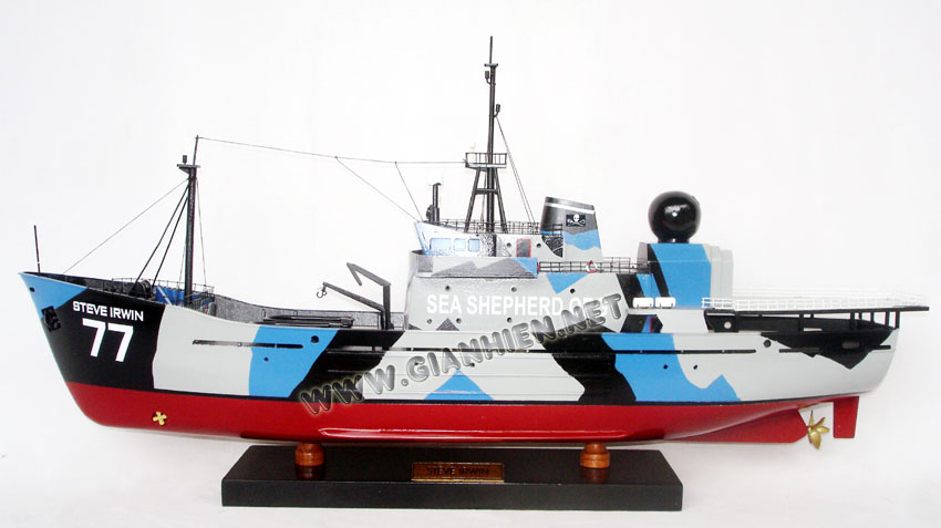 Steve Irwin Model Ship