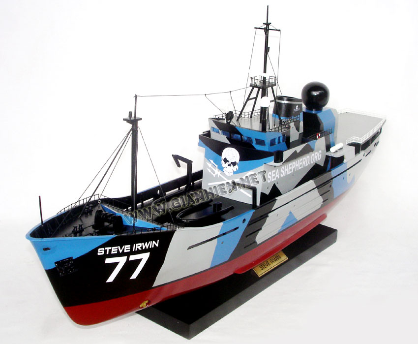 Steve Irwin - Sea Shepherd Model Ship