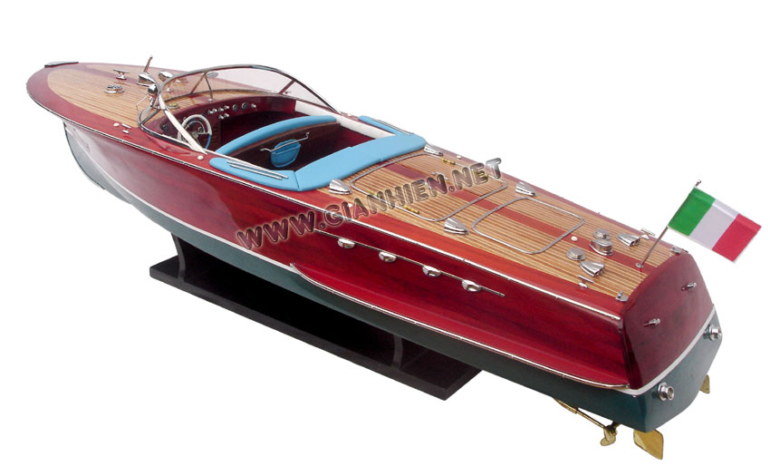 Super Riva Tritone Model ready for display from stern view