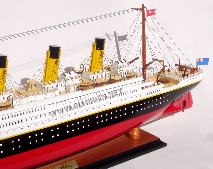 Model Ship Titanic ready for display