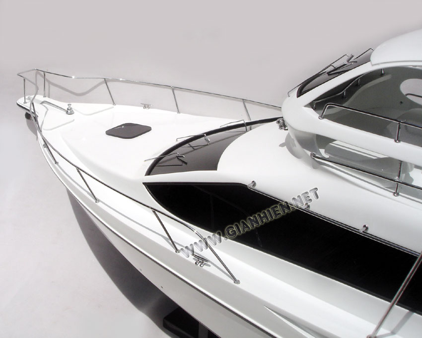 Handcrafted Model yacht Toyota Ponam 35 Fishing Boat