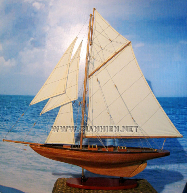 Yacht Tuiga wood model