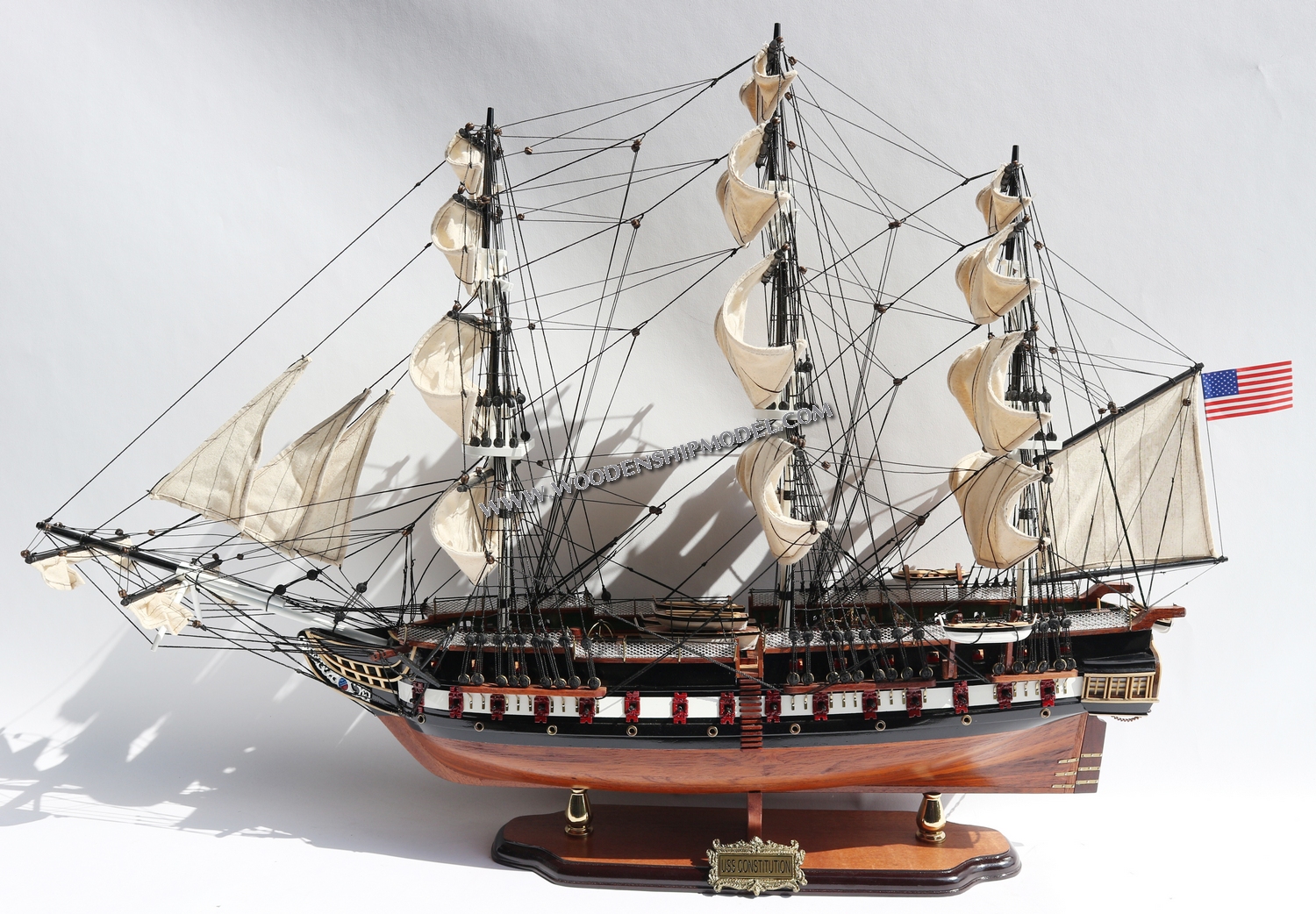 MODEL USS CONSTITUTION READY FOR DISPLAY