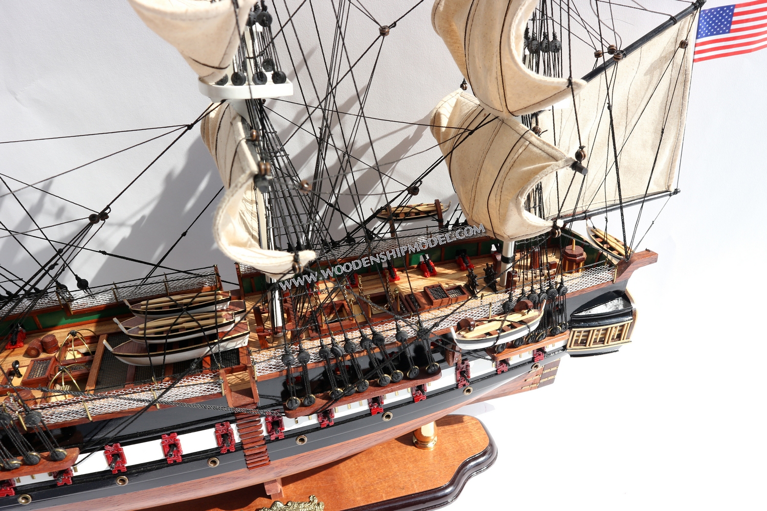 MODEL USS CONSTITUTION  BOW VIEW