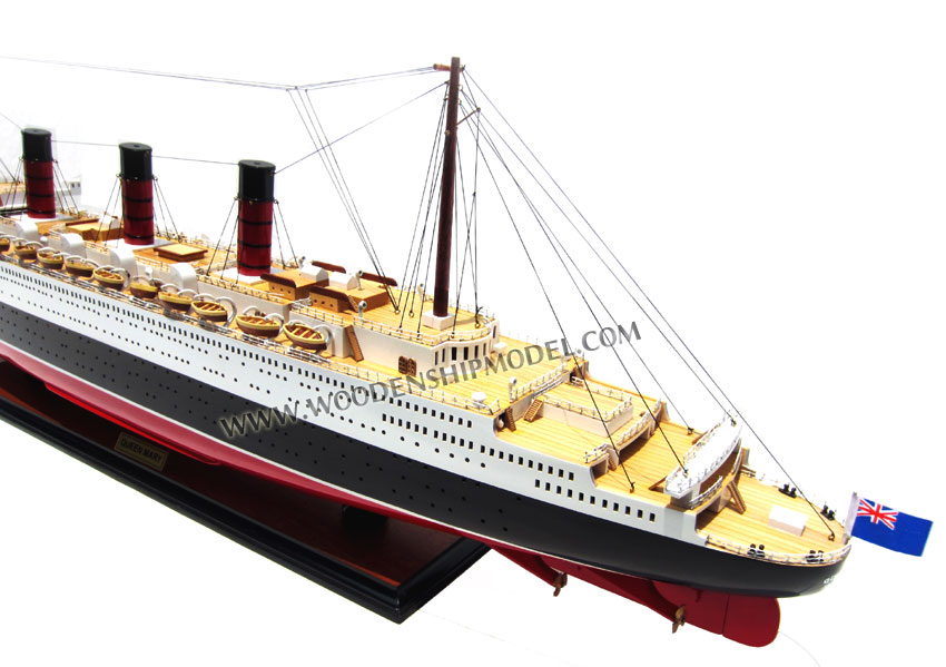 RMS Queen Mary scale model ship, wooden ship model RMS Queen Mary, quality model ship RMS Queen Mary, RMS Queen Mary model ready for display, display model ship RMS Queen Mary, scale model ship RMS Queen Mary, high quality ship model RMS Queen Mary, cunard ship models